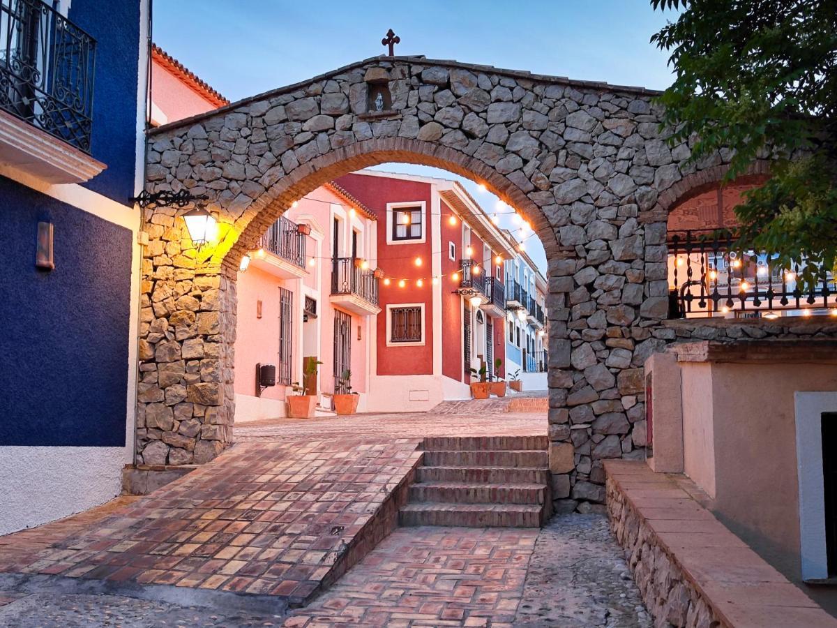 אל קאמפיו Occidental Pueblo Acantilado מראה חיצוני תמונה